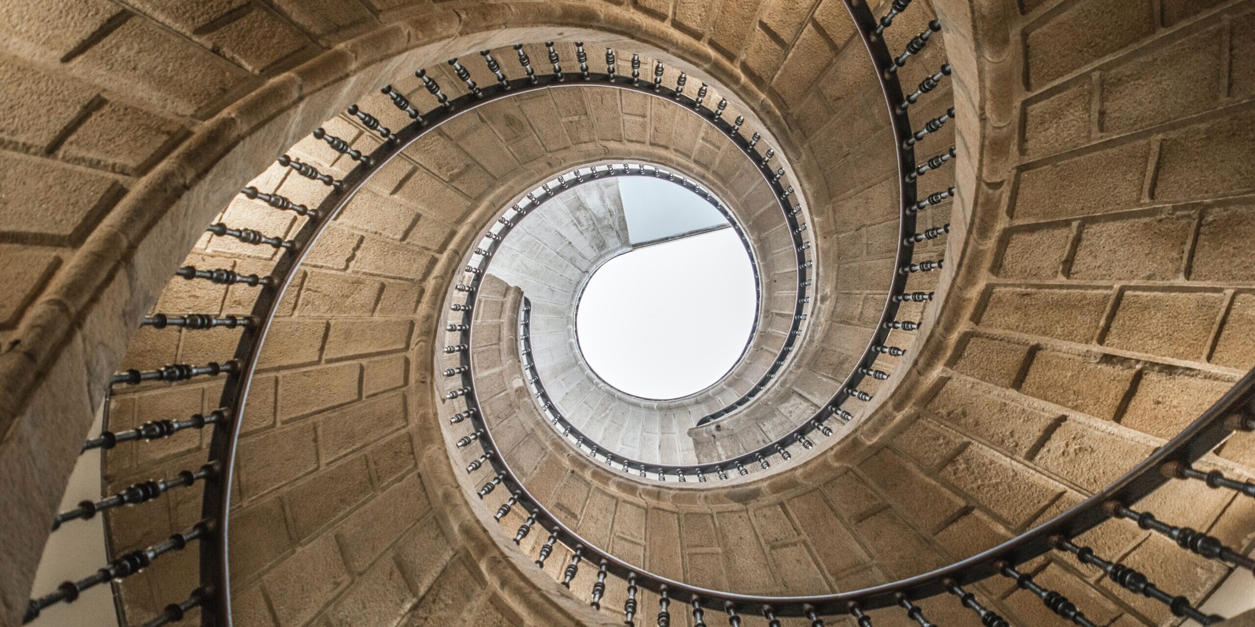Museo, Claustro y Cripta
